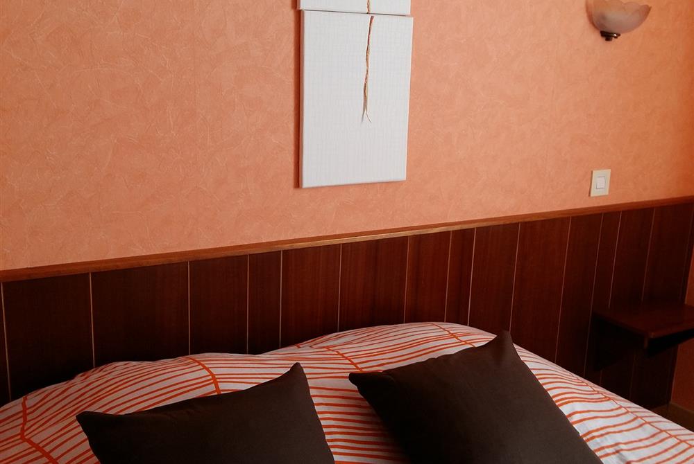 Chambre basic Hôtel St Gilles Croix de Vie 