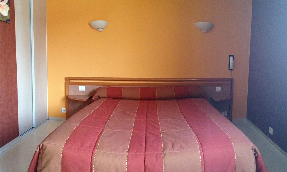Chambre double confort Hôtel la Sterne