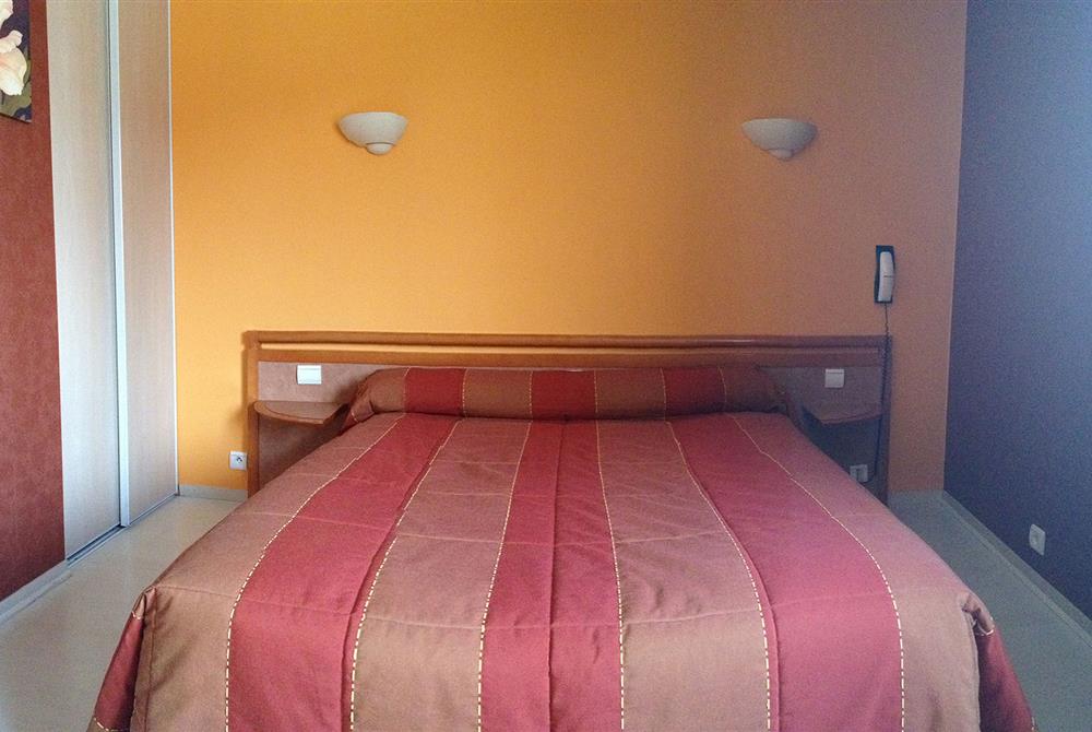 Chambre double confort Hôtel la Sterne