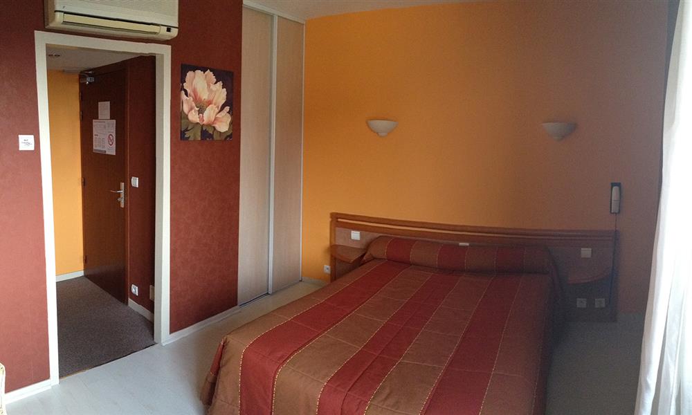 Chambre double confort Hôtel la Sterne