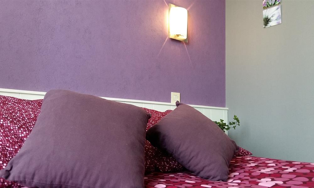 Chambre "standard" pour 2 avec lit double - Hôtel St Gilles Croix de Vie (85)