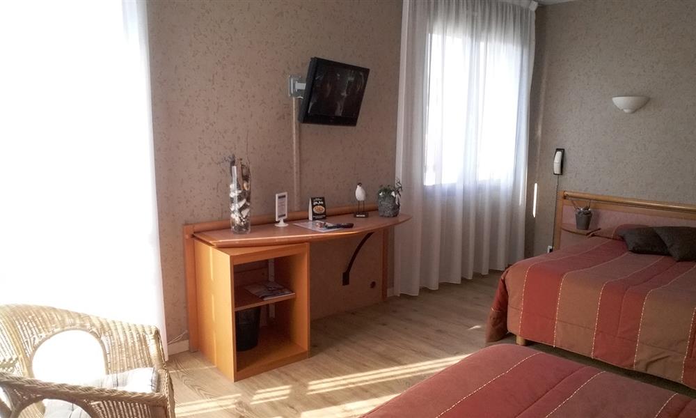 Chambre triple confort Hôtel la Sterne
