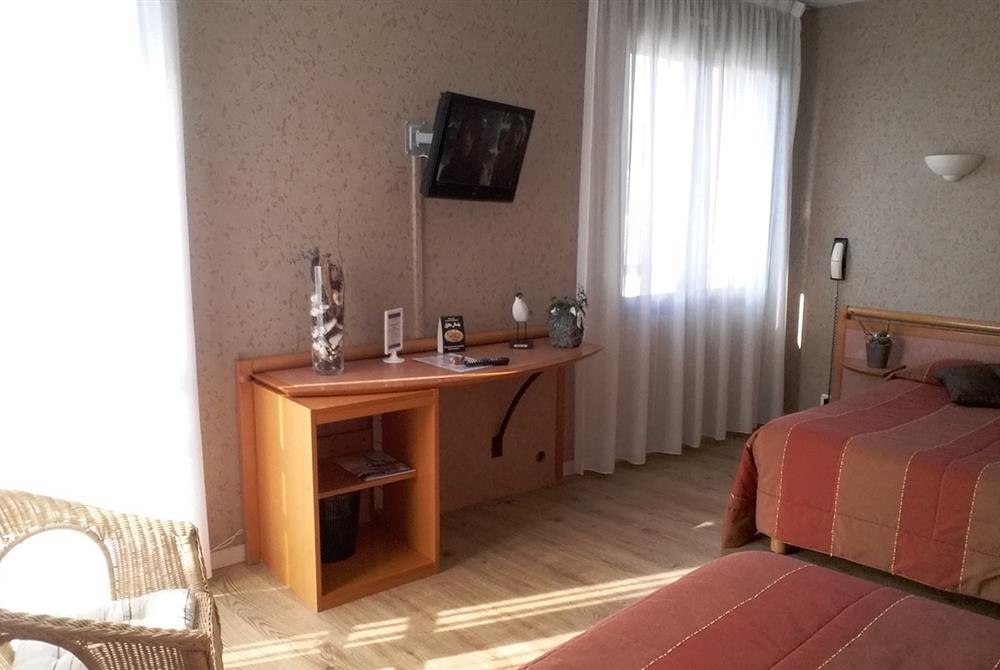 Chambre triple confort Hôtel la Sterne