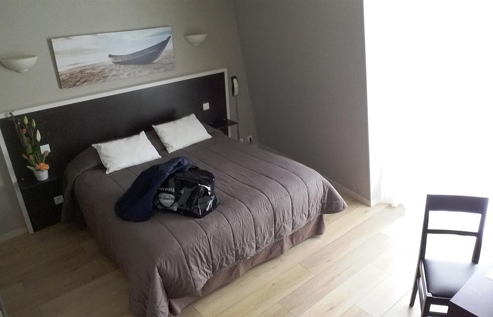 Chambre Double Confort - Hôtel St Gilles Croix de Vie (85)