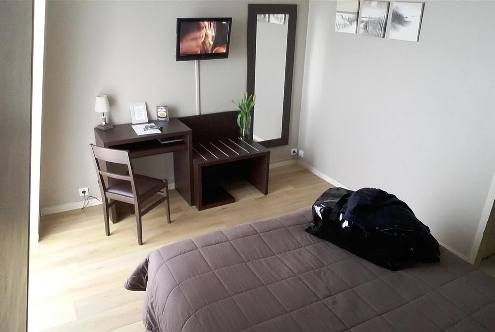 Chambre Double Confort - Hôtel St Gilles Croix de Vie (85)