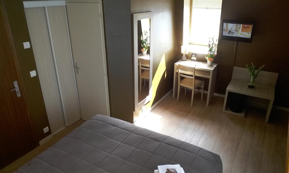 Chambre Double Confort - Hôtel St Gilles Croix de Vie (85)