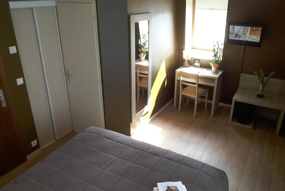 Chambre Double Confort - Hôtel St Gilles Croix de Vie (85)