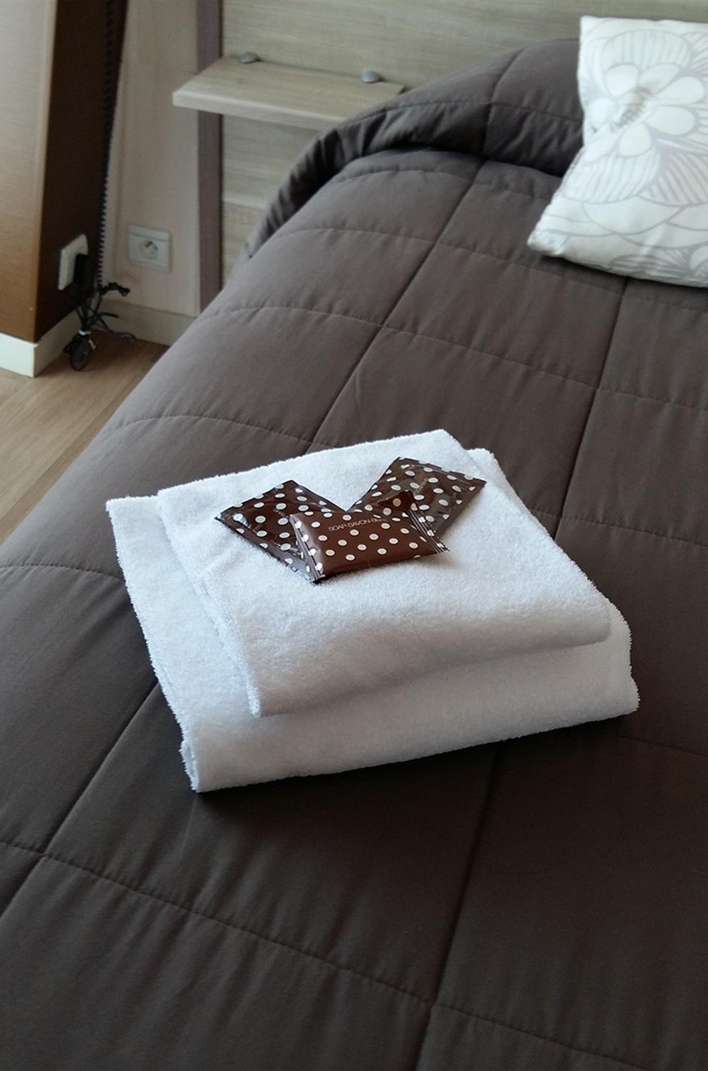 Chambre Double Confort - Hôtel St Gilles Croix de Vie (85)