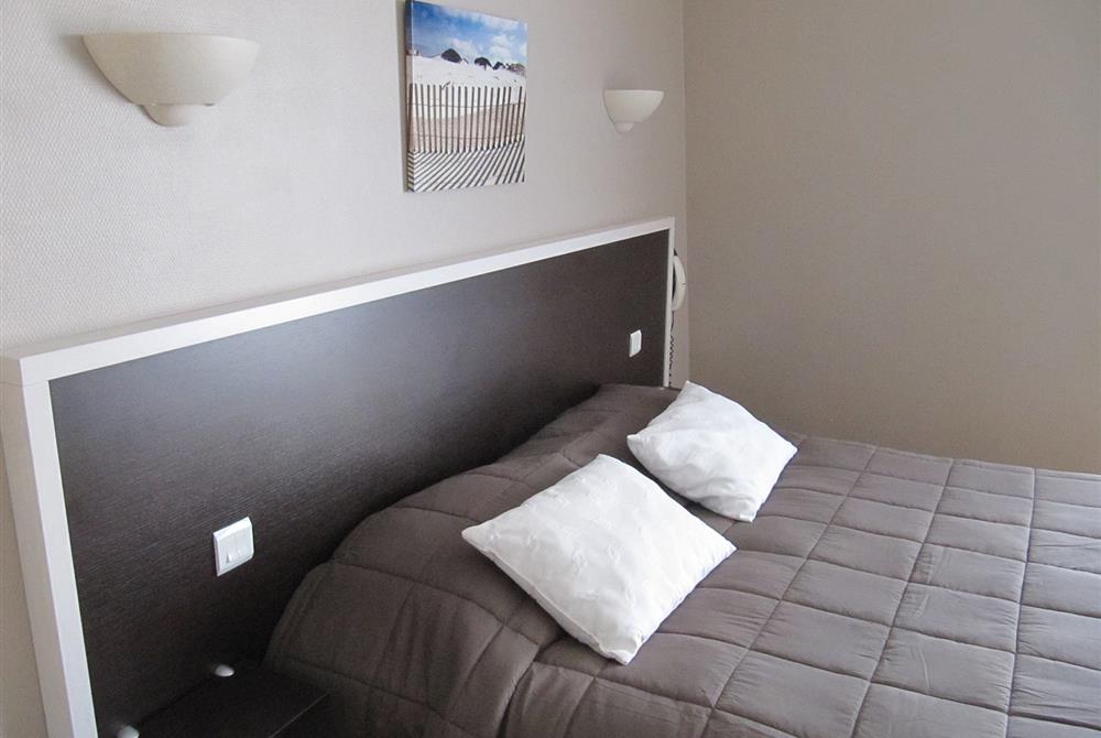 Chambre Double Confort - Hôtel St Gilles Croix de Vie (85)