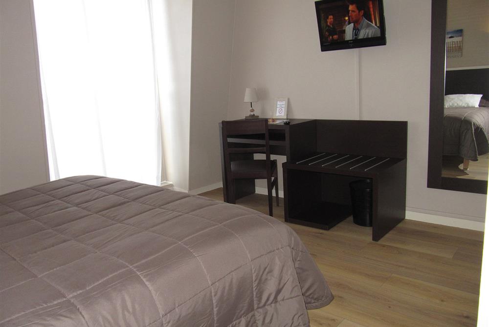 Chambre Double Confort - Hôtel St Gilles Croix de Vie (85)