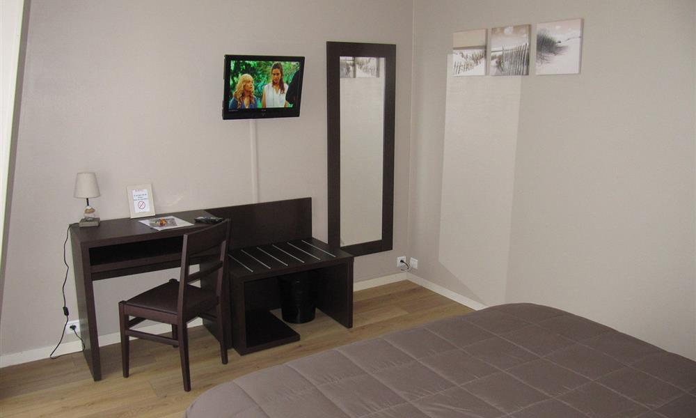 Chambre Double Confort - Hôtel St Gilles Croix de Vie (85)