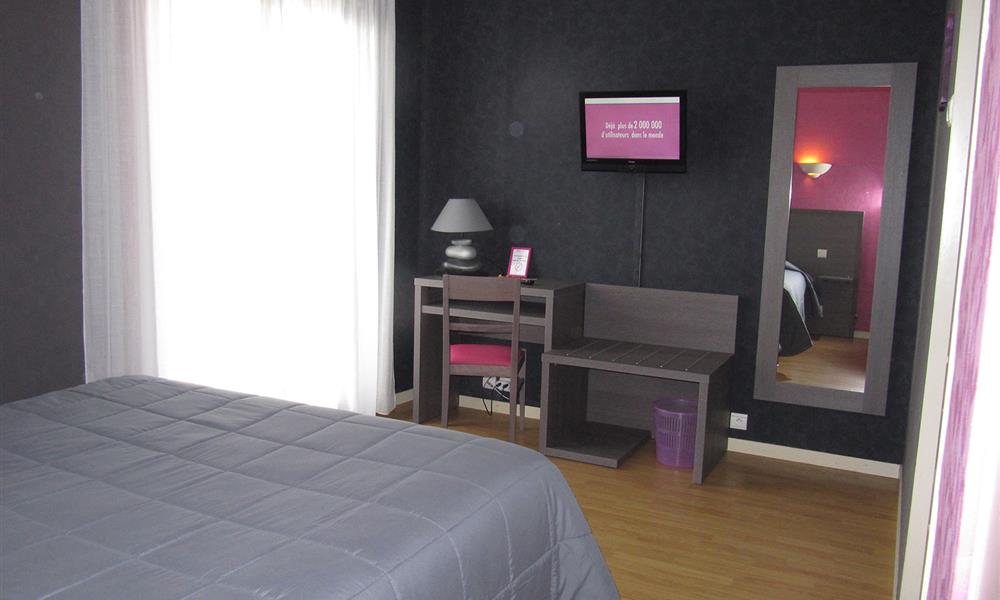 Chambre Double Confort - Hôtel St Gilles Croix de Vie (85)