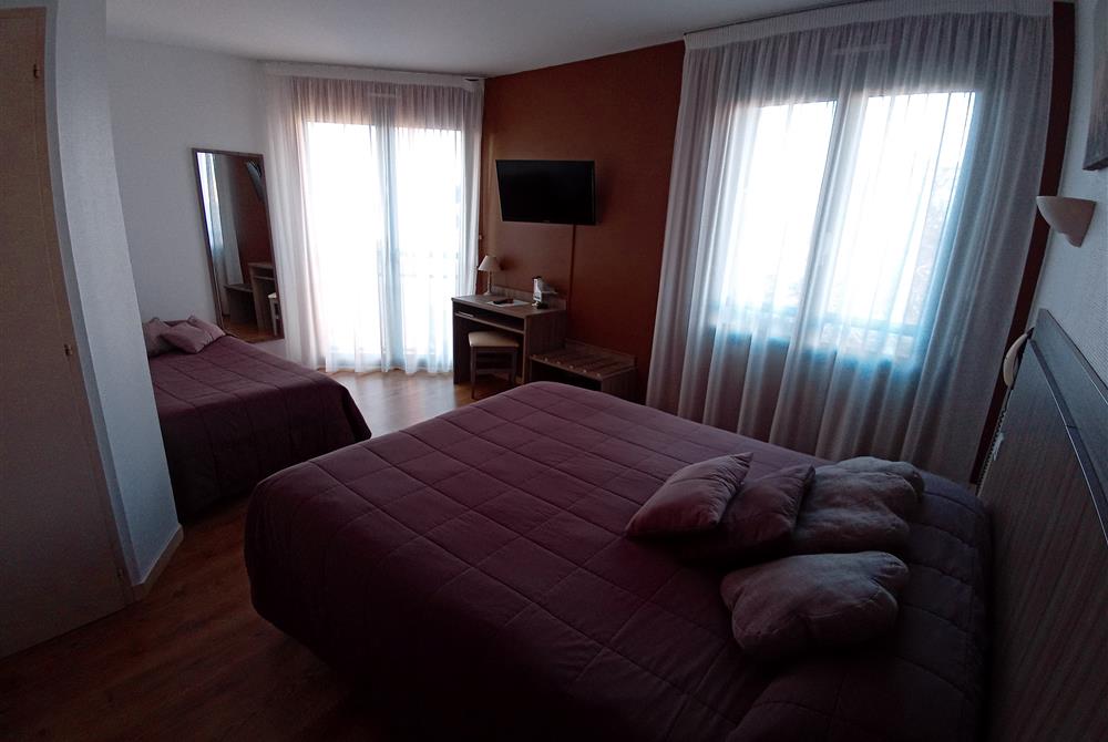 Chambre triple confort - Hôtel St Gilles Croix de Vie