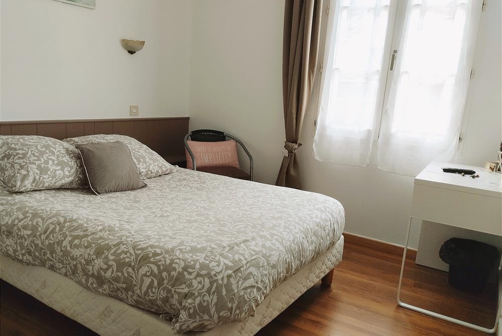 Chambre basic Hôtel La Sterne **